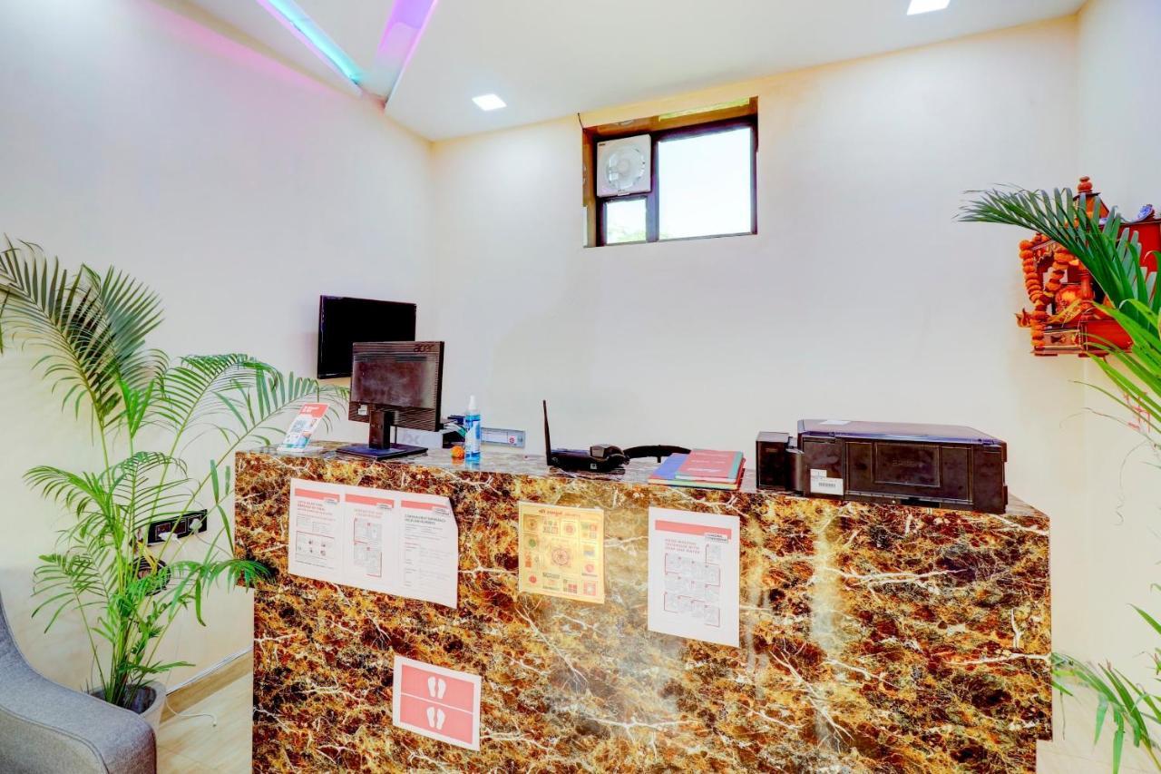 Oyo Flagship 73009 Hotel City Inn Dayal Bagh Екстериор снимка